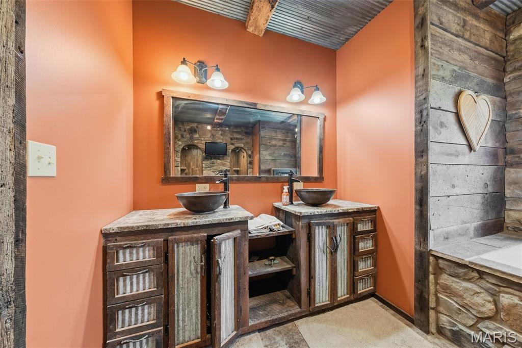 4179 Highway Ee Property Photo 19