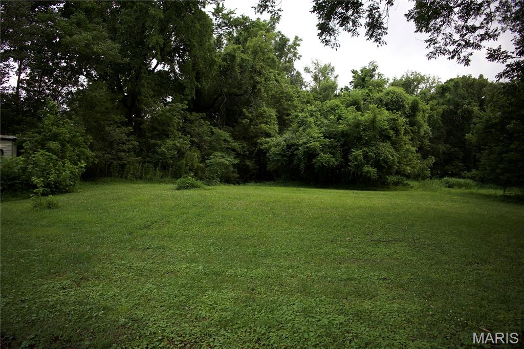 482 E Davidson Property Photo 3