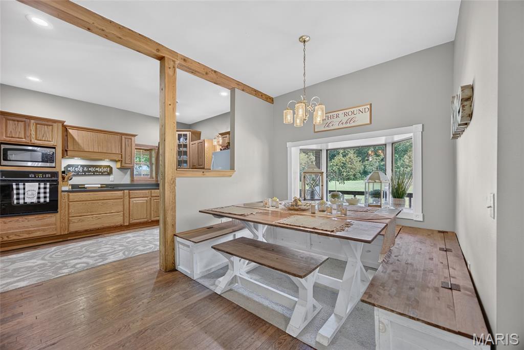11126 Highway Z Property Photo 4