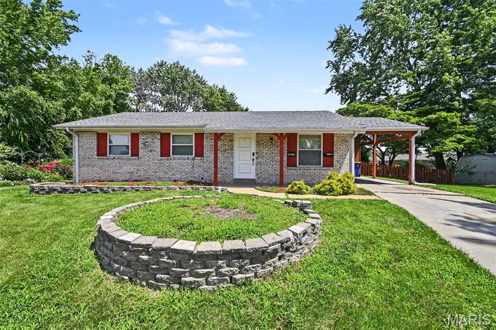 2535 Black Pine Court Property Photo 1