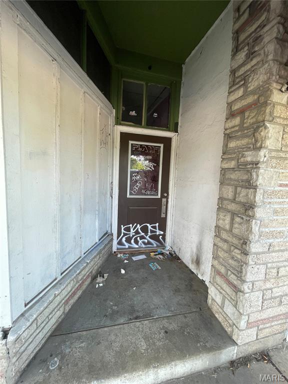 7427 S Broadway Property Photo 8