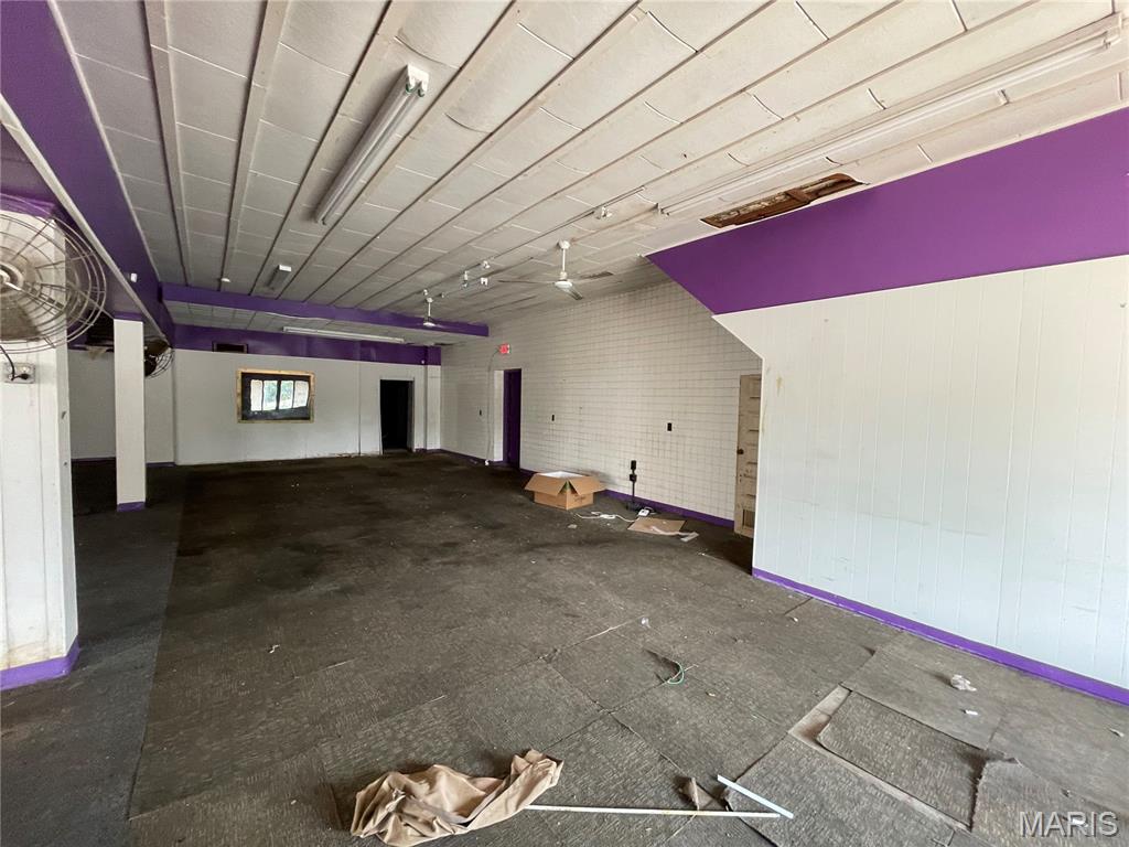 7427 S Broadway Property Photo 10