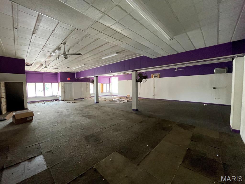 7427 S Broadway Property Photo 11