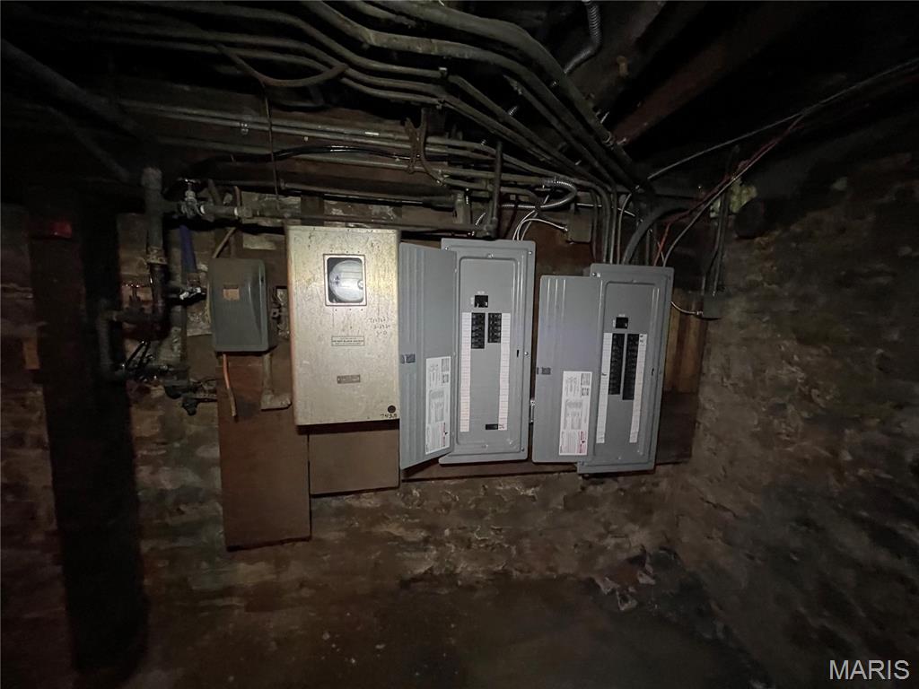 7427 S Broadway Property Photo 34