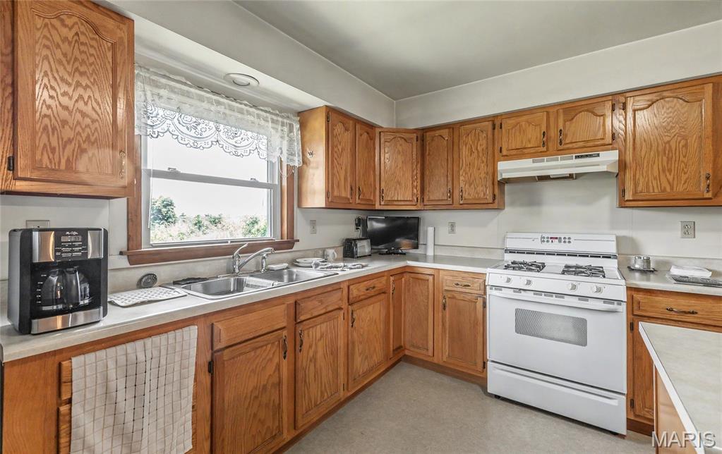 7287 Highway 47 Property Photo 13