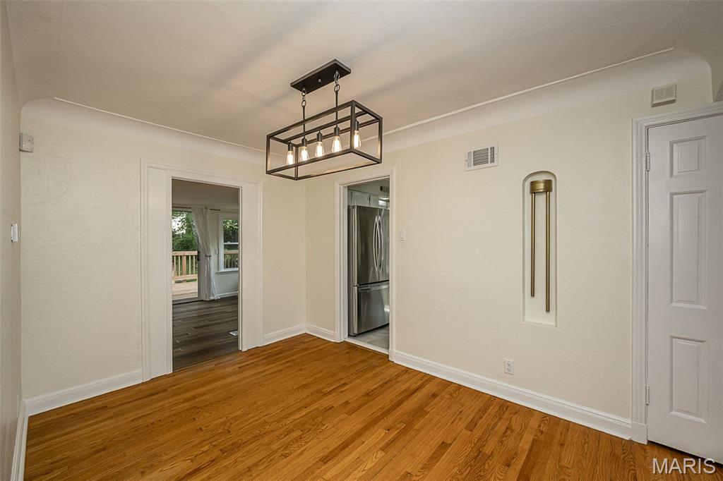 8719 White Avenue Property Photo 10