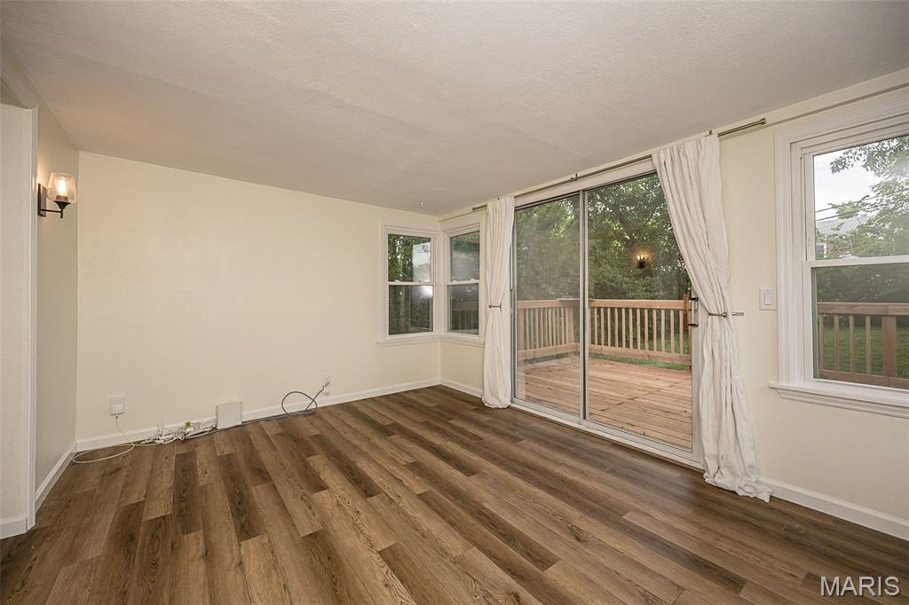 8719 White Avenue Property Photo 17
