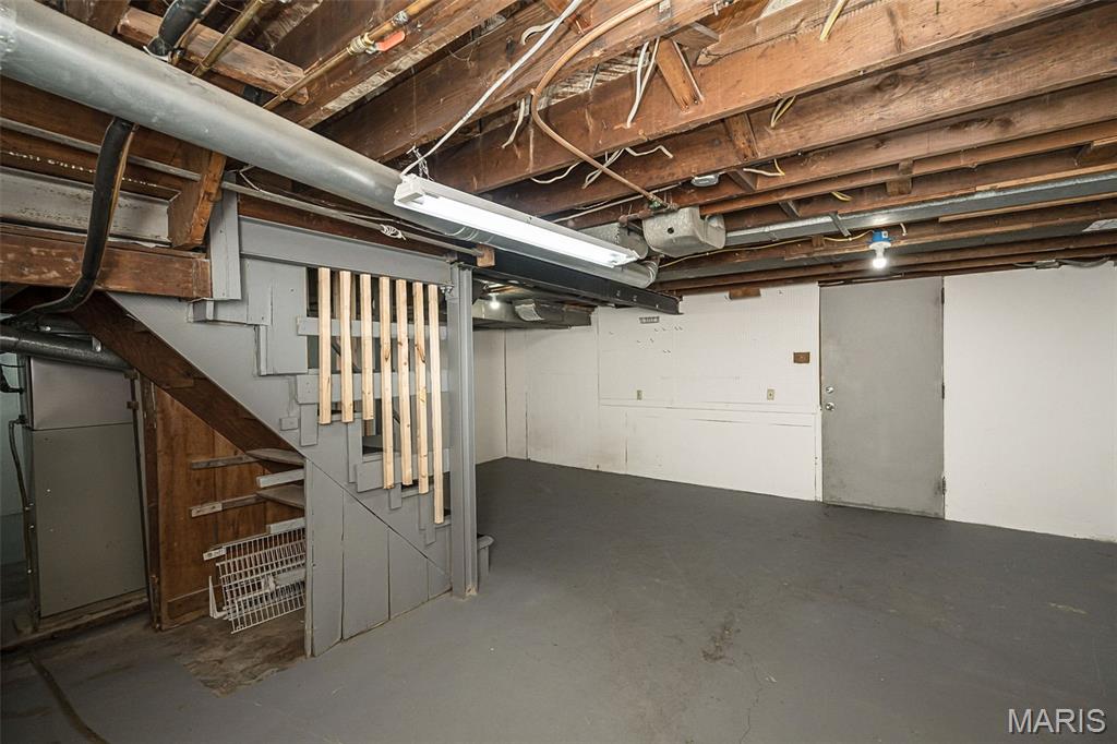 8719 White Avenue Property Photo 28