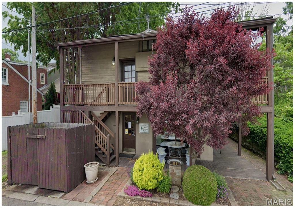416 S Main Street Property Photo 2