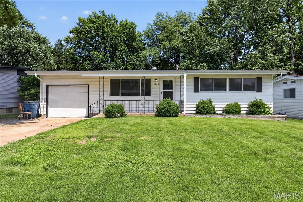 10320 Varnum Drive Property Photo 1