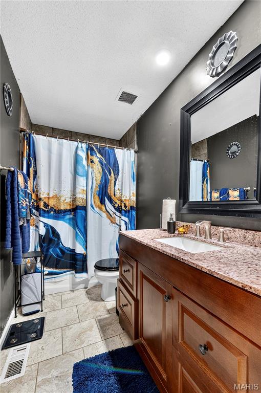 1124 Teson Road Property Photo 14