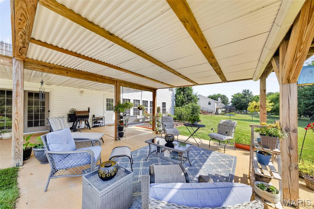 224 Bennington Drive Property Photo 46