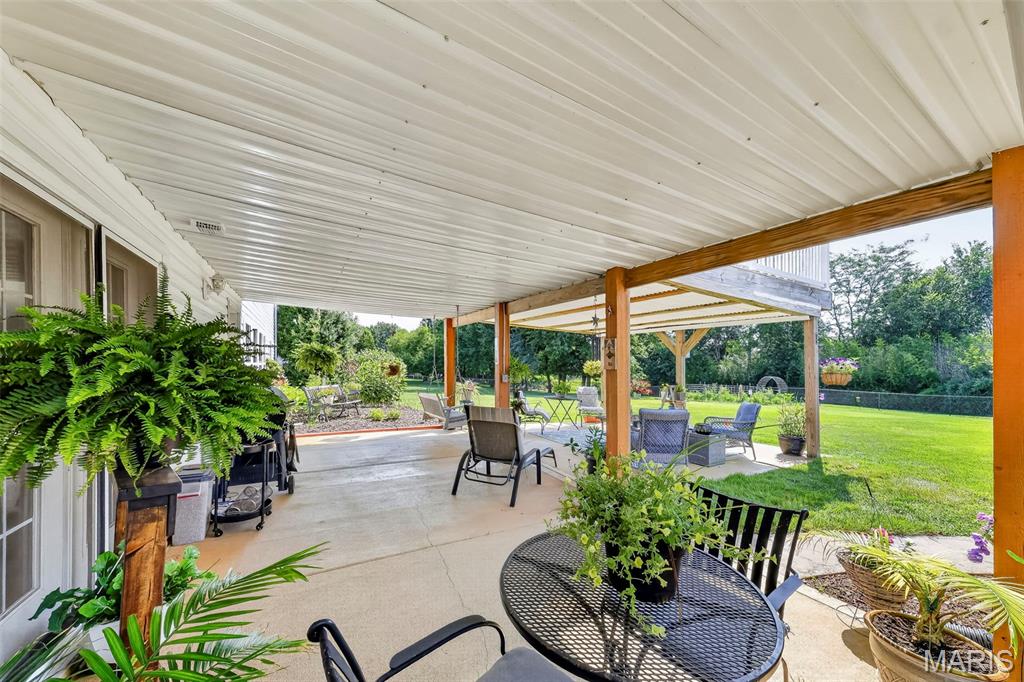 224 Bennington Drive Property Photo 47