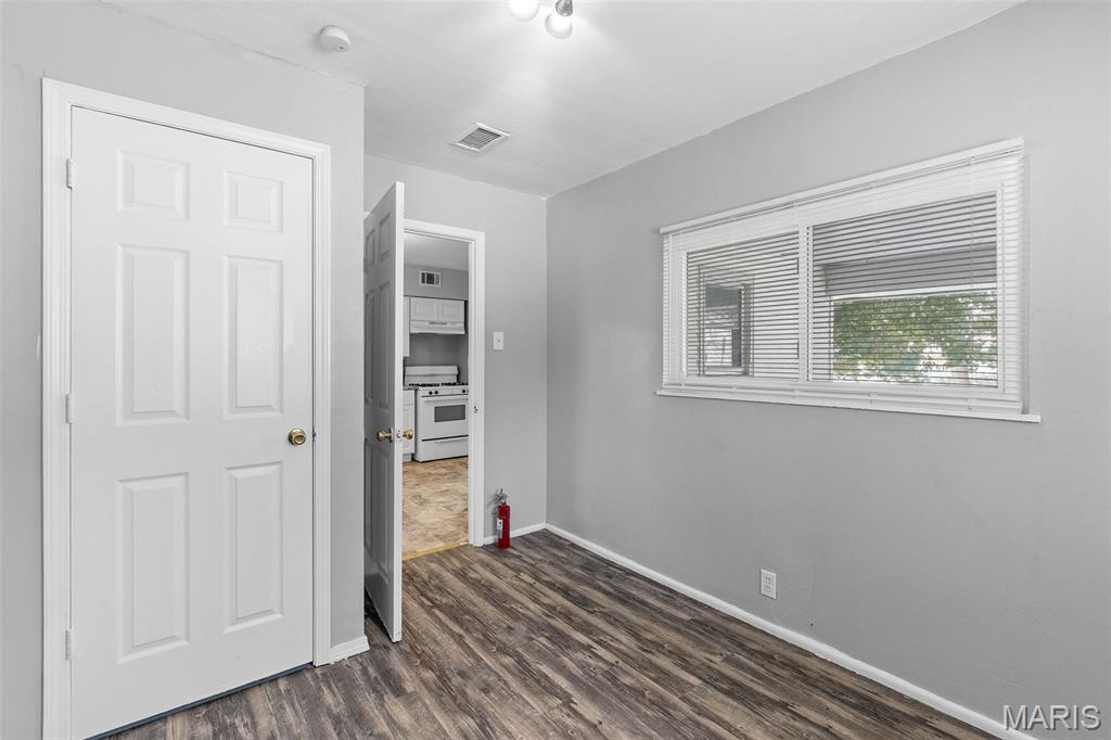 8433 1st Street Property Photo 17