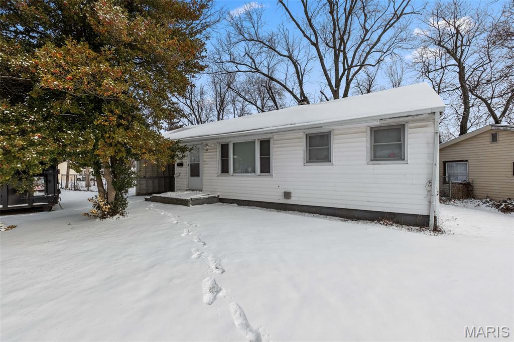 8433 1st Street Property Photo 22