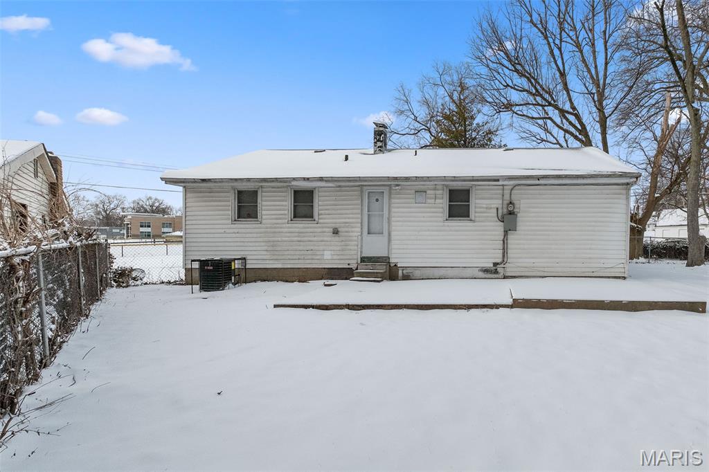 8433 1st Street Property Photo 24