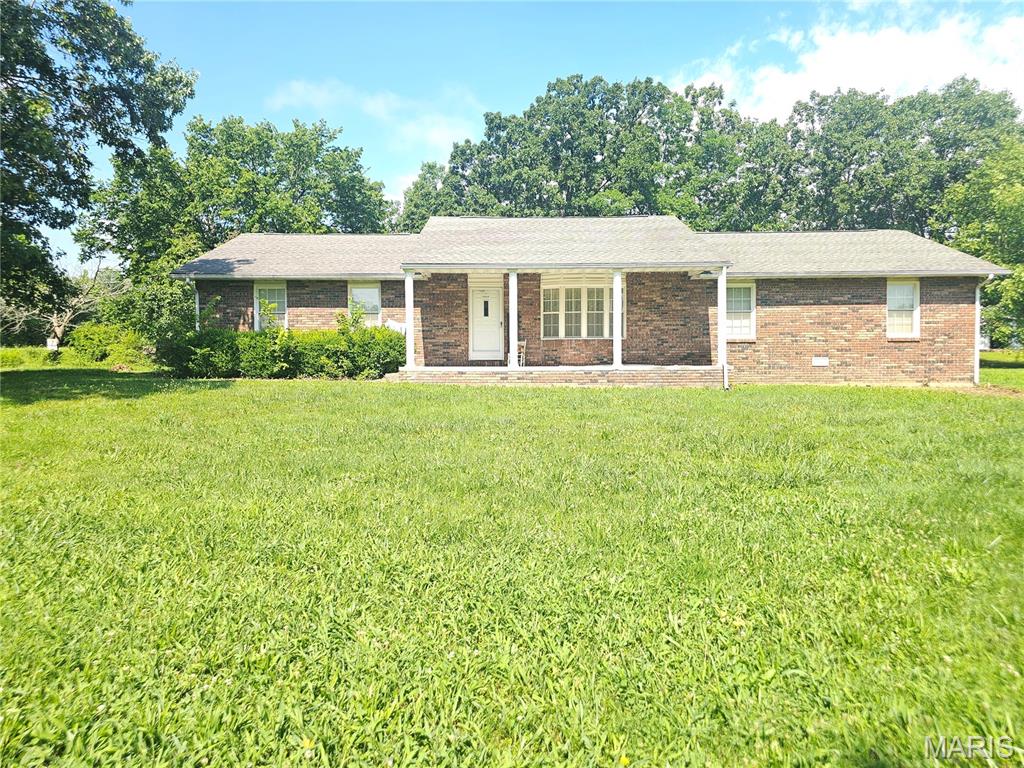 302 Angel Lane Property Photo 1