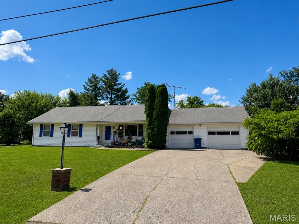 308 Southside Avenue Property Photo 1