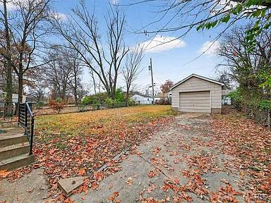 26041432 Property Photo 12