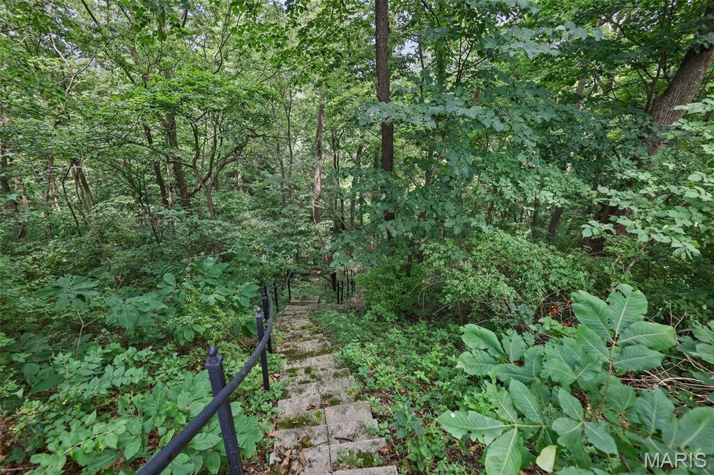8125 Lost Bridge Road Property Photo 18
