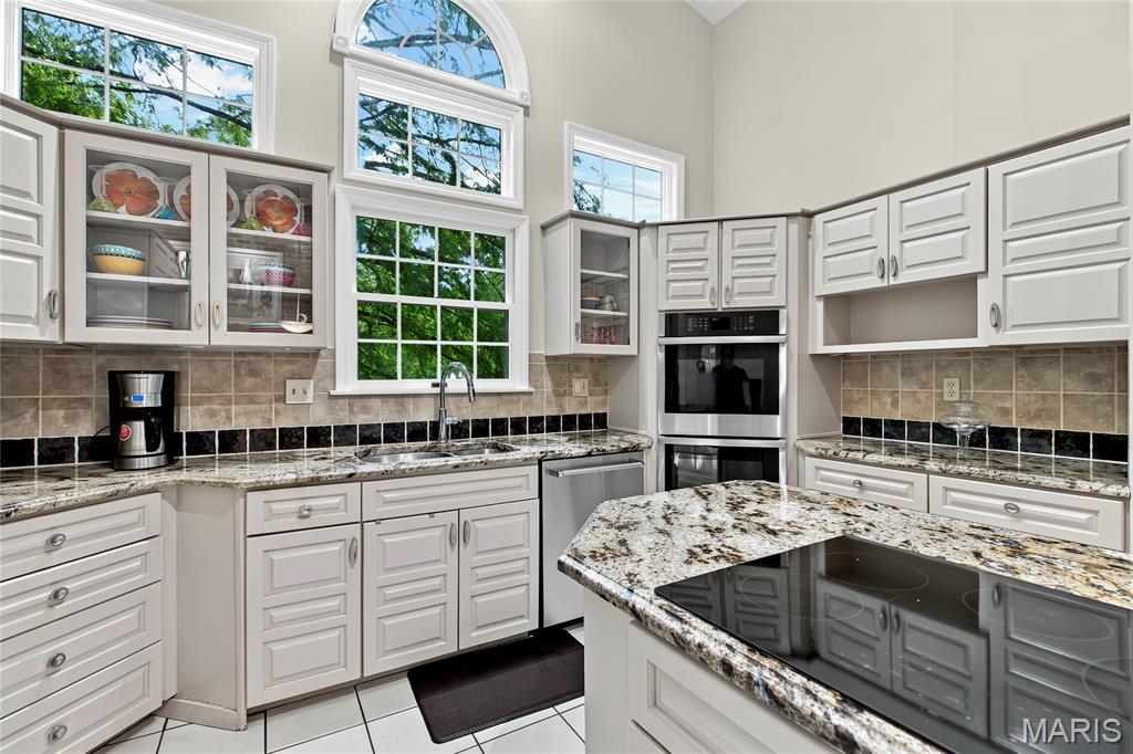 261 Turnberry Place Drive Property Photo 12