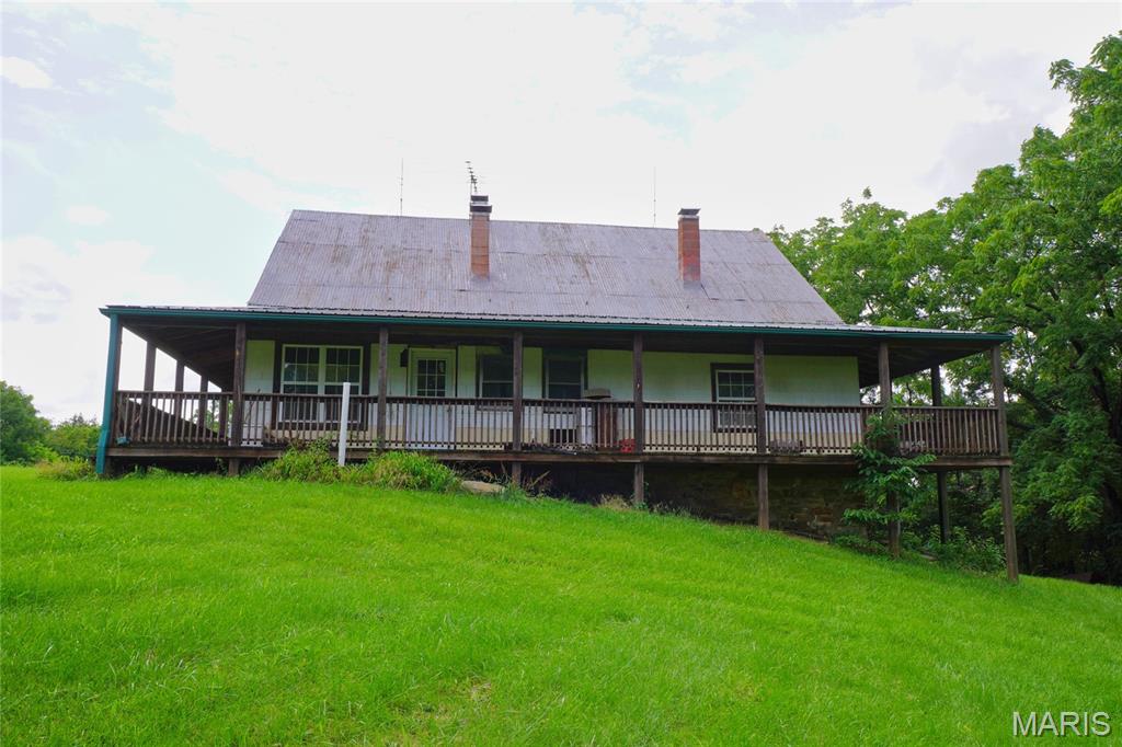 1971 Epple Road Property Photo 6