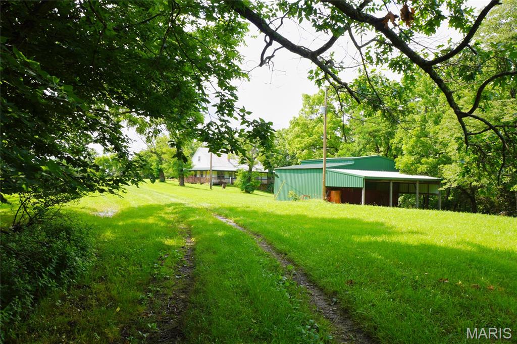 1971 Epple Road Property Photo 7