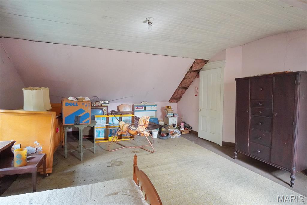 1971 Epple Road Property Photo 20
