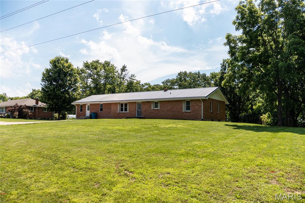 880 Main Street Property Photo 35