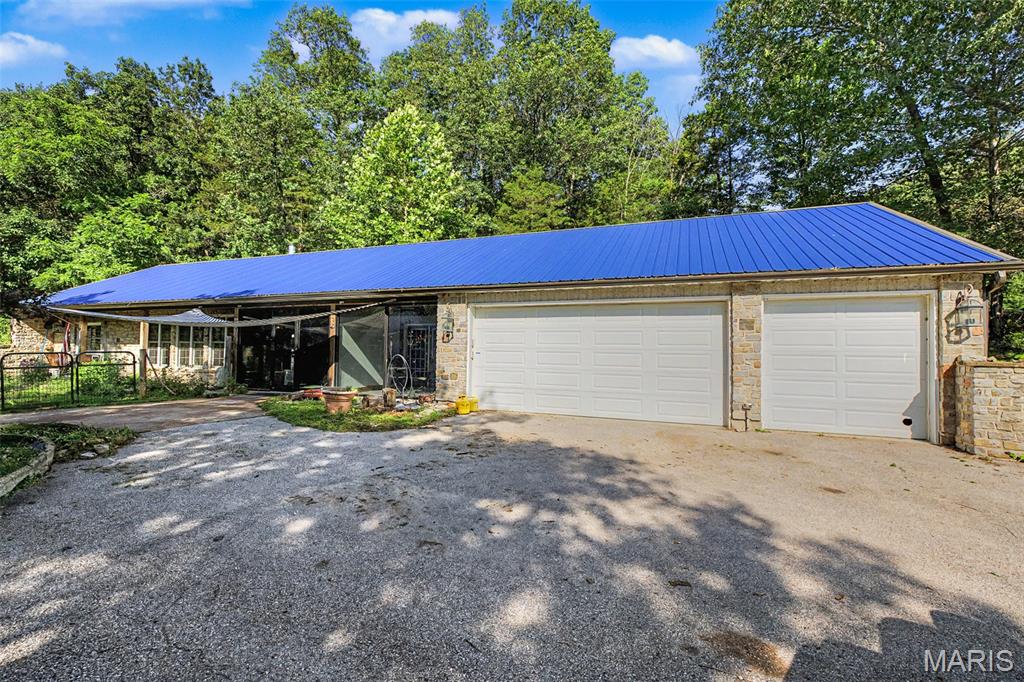 135 Wood Valley Trail Property Photo 1