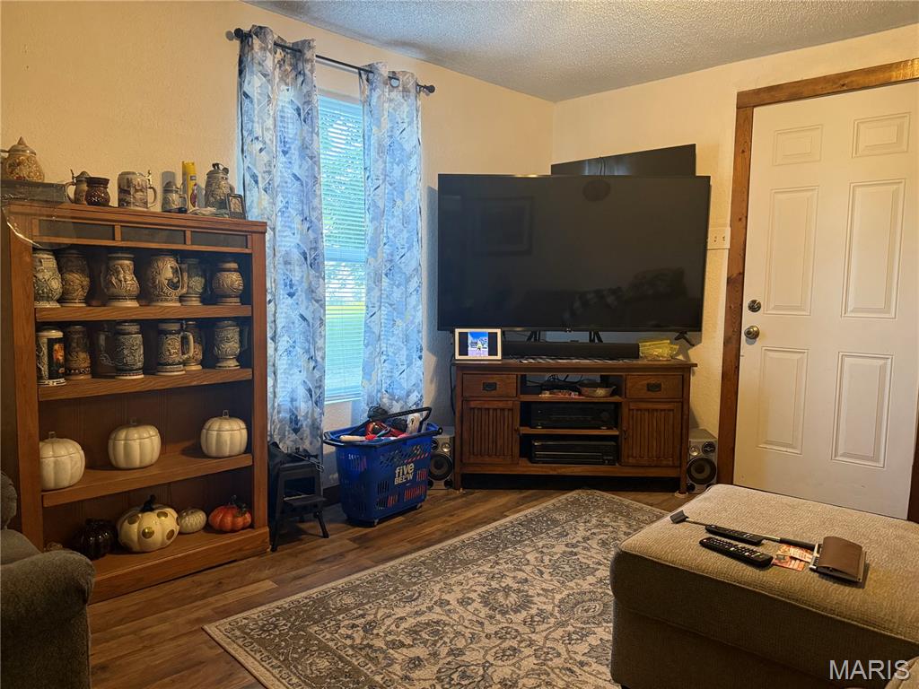 503 National Property Photo 6