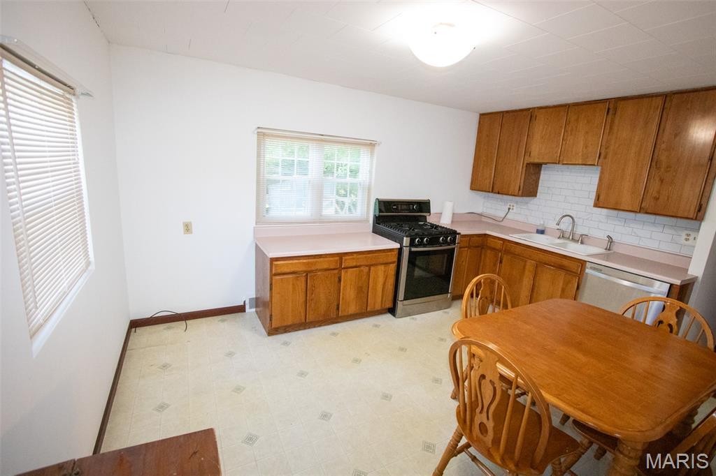 3711 Aberdeen Avenue Property Photo 8