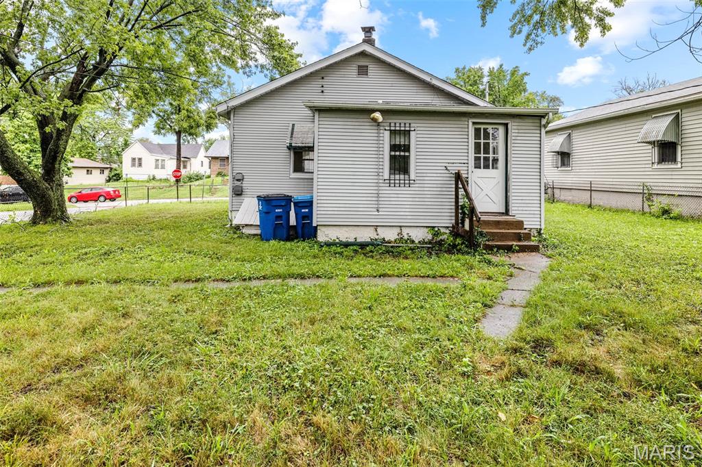 6546 Joseph Avenue Property Photo 2