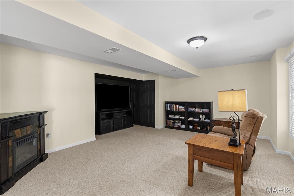 1404 Devonshire County Drive Property Photo 22