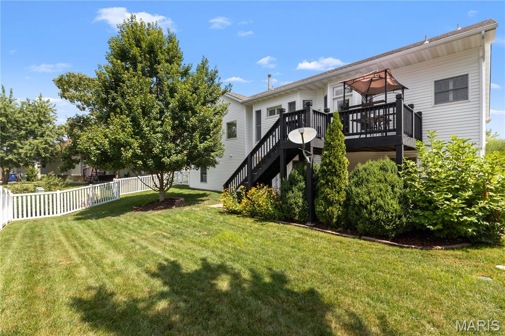 1404 Devonshire County Drive Property Photo 25