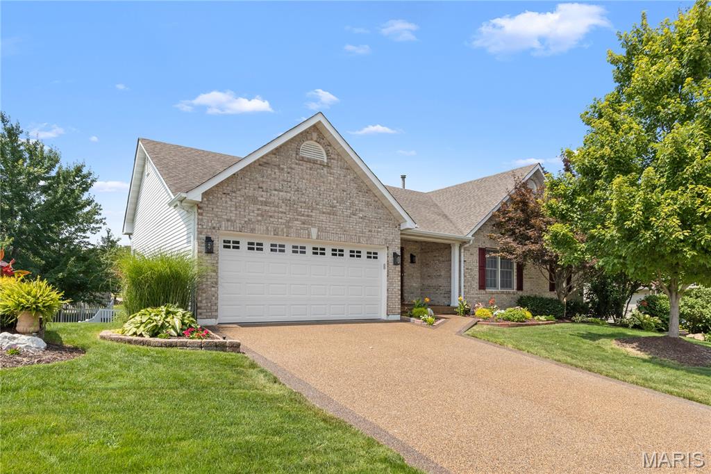 1404 Devonshire County Drive Property Photo 27