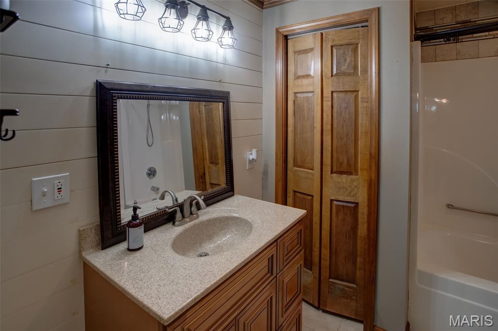 604 E Exchange Street Property Photo 29