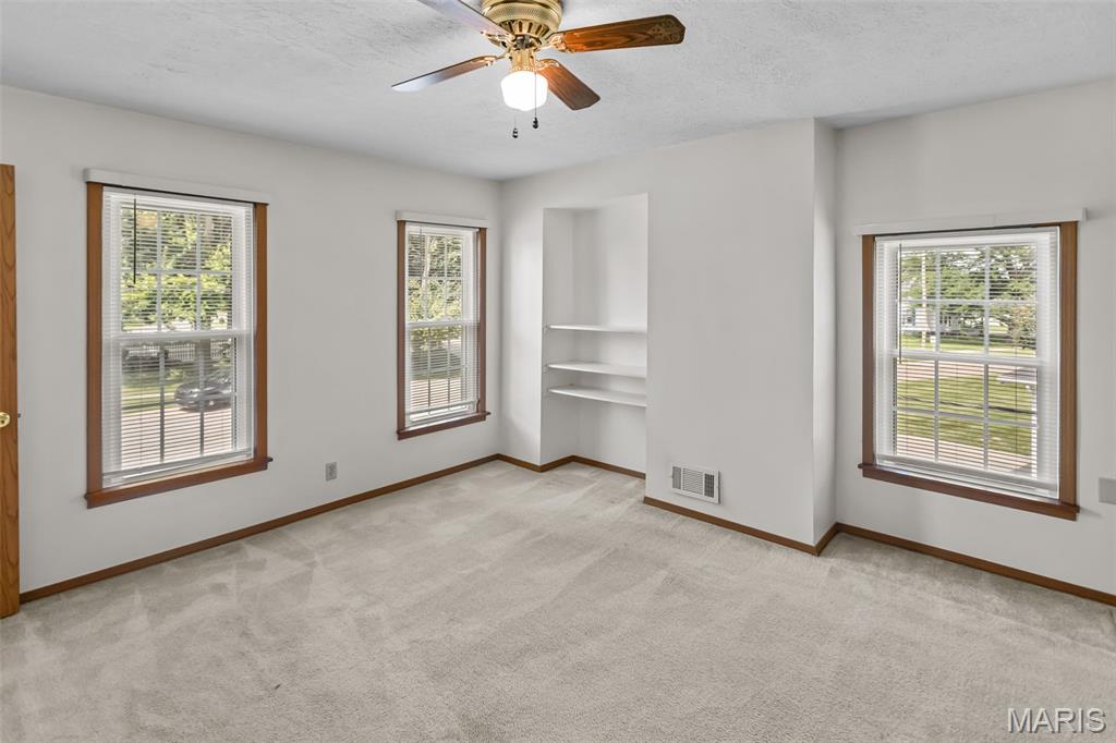604 E Exchange Street Property Photo 47