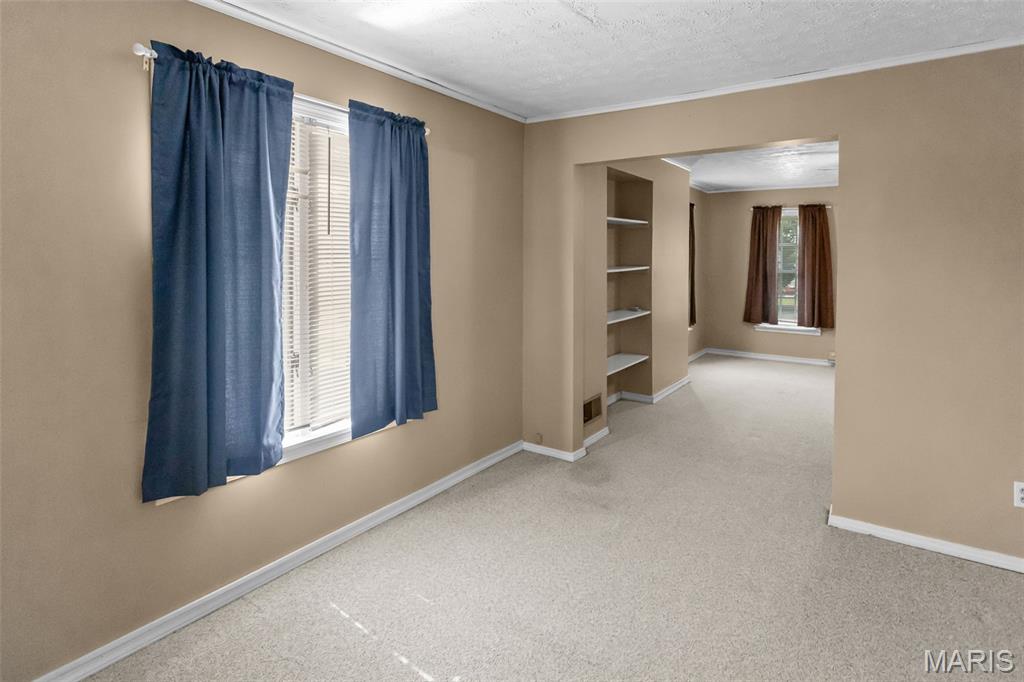 604 E Exchange Street Property Photo 50