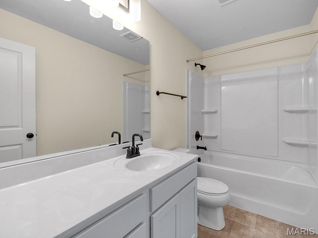 1910 Longview Lane Property Photo 13