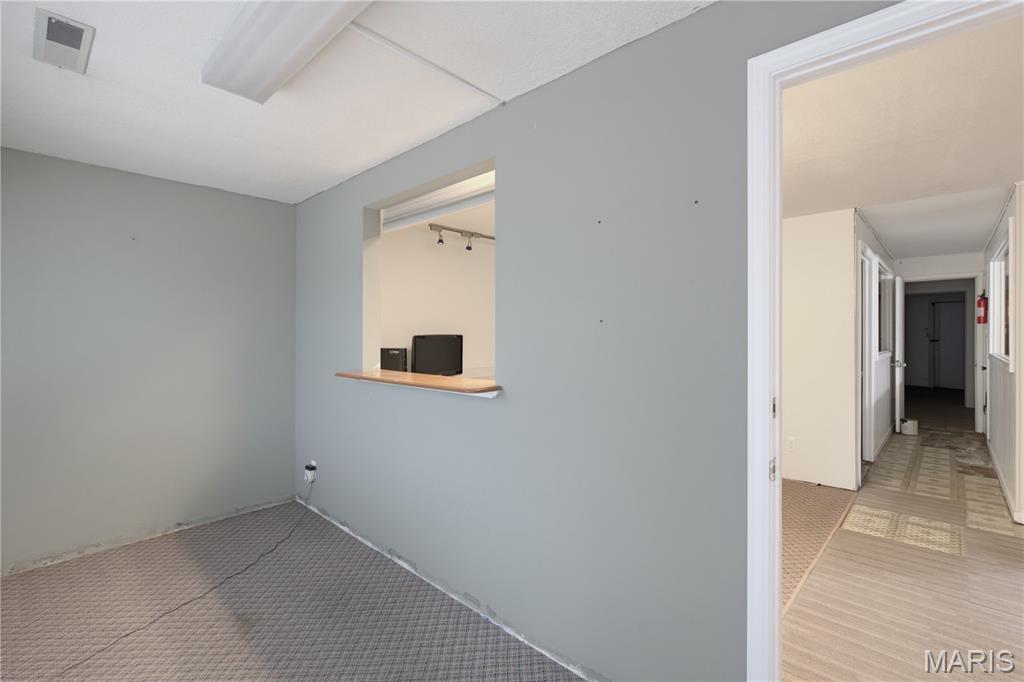 2021 S Westwood Boulevard Property Photo 8