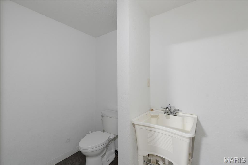 2021 S Westwood Boulevard Property Photo 15