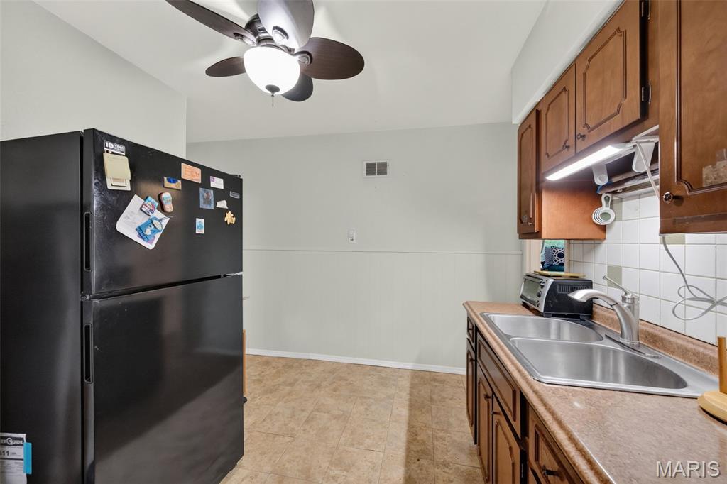 1363 Kroeger Drive Property Photo 16