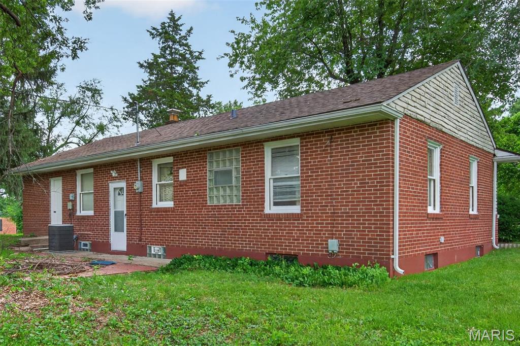 1363 Kroeger Drive Property Photo 32