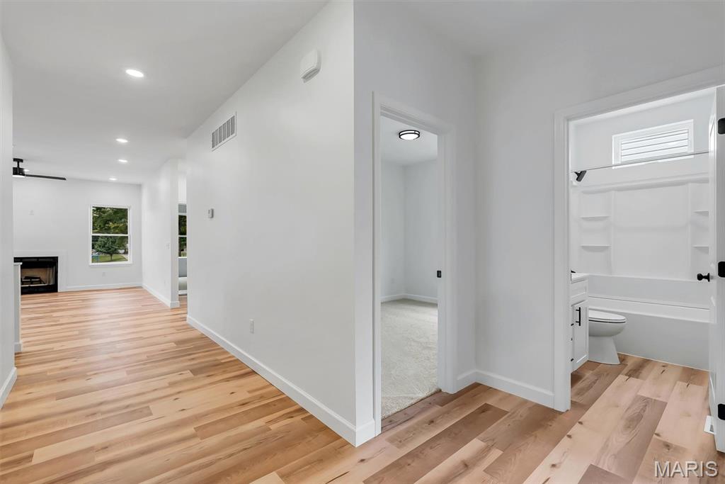 457 Rosedale Terrace Property Photo 4