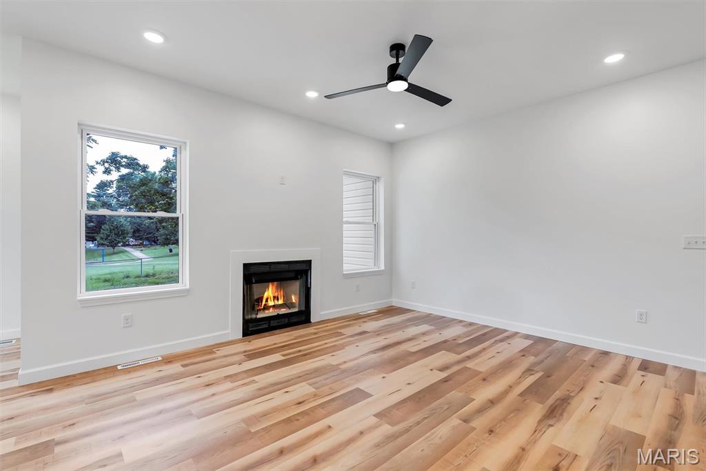 457 Rosedale Terrace Property Photo 9