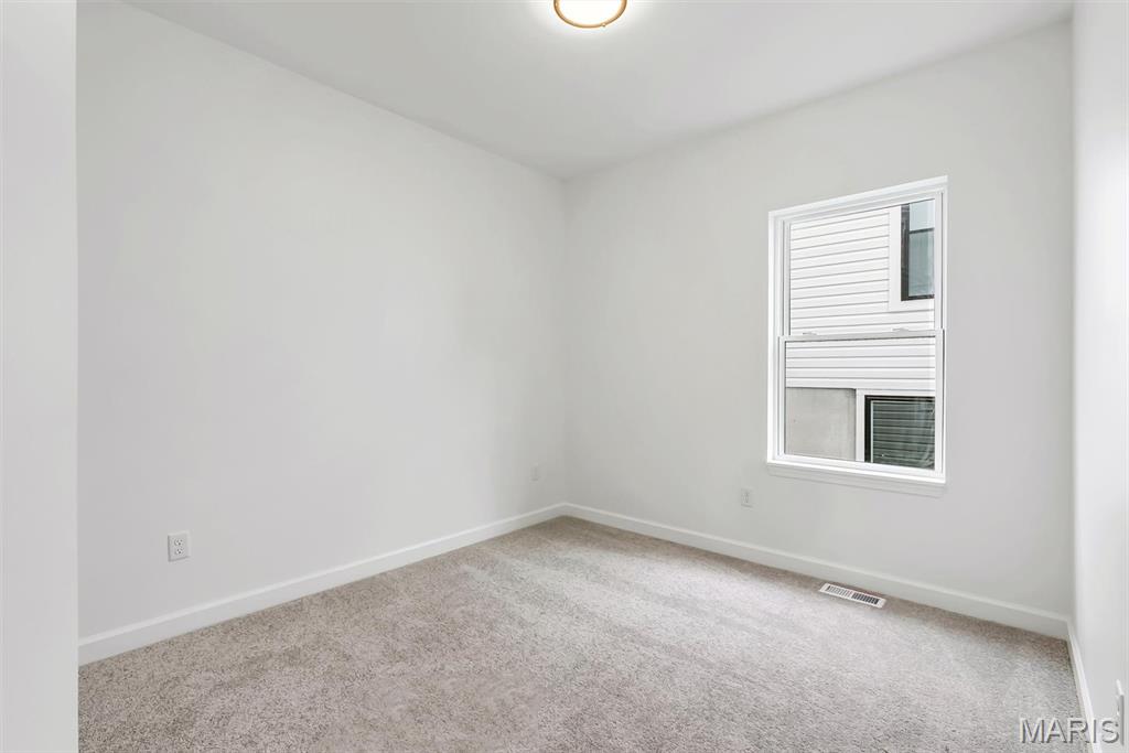 457 Rosedale Terrace Property Photo 31