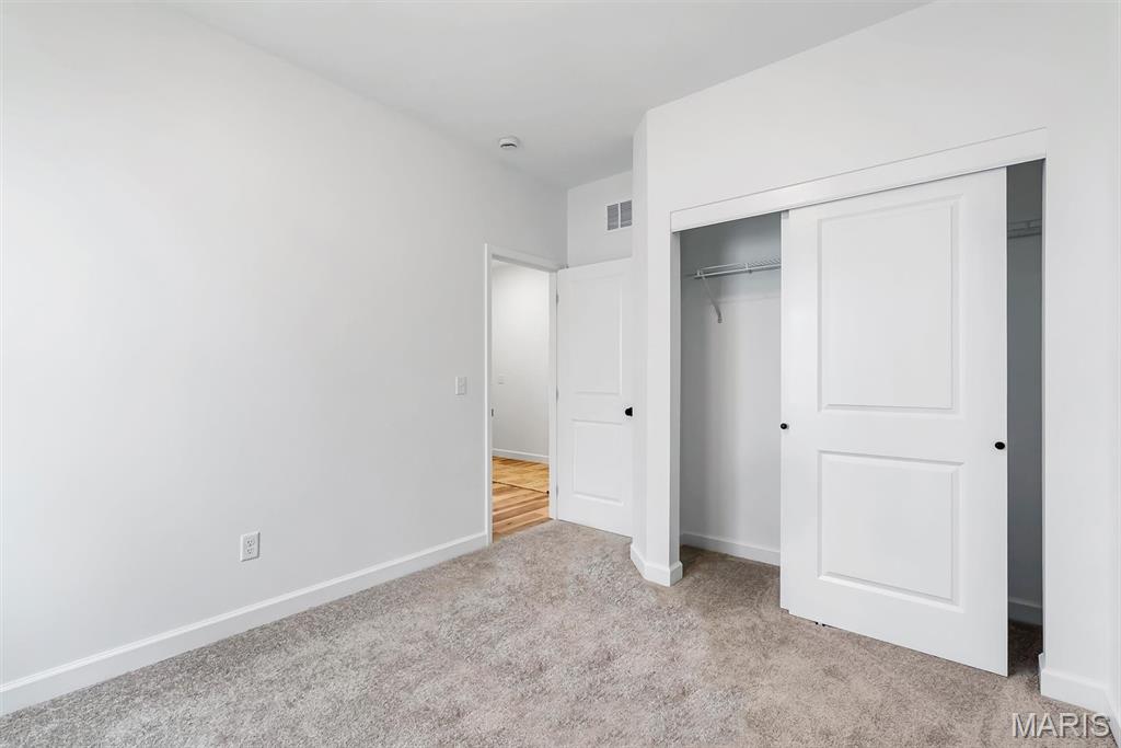457 Rosedale Terrace Property Photo 32