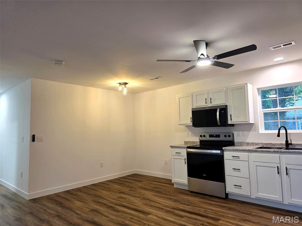 400 Lindell Street Property Photo 10