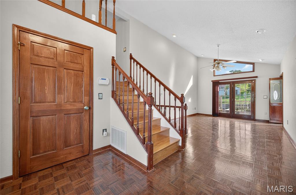106 Meadow Lane Property Photo 2